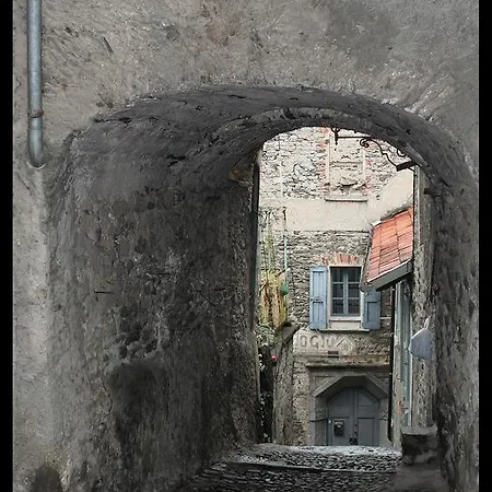 Al Castello 아파트 *